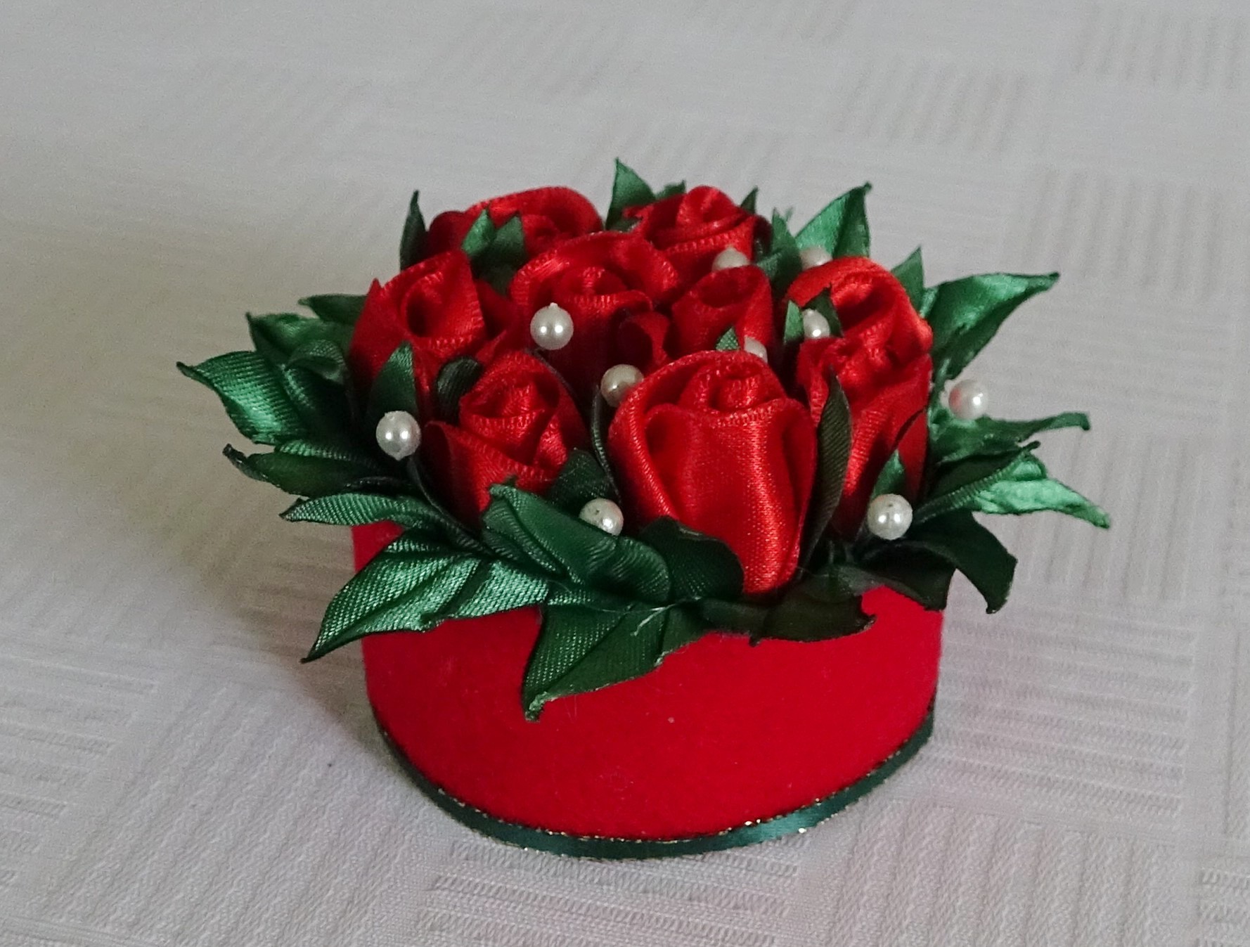 Petite composition florale boutons de roses